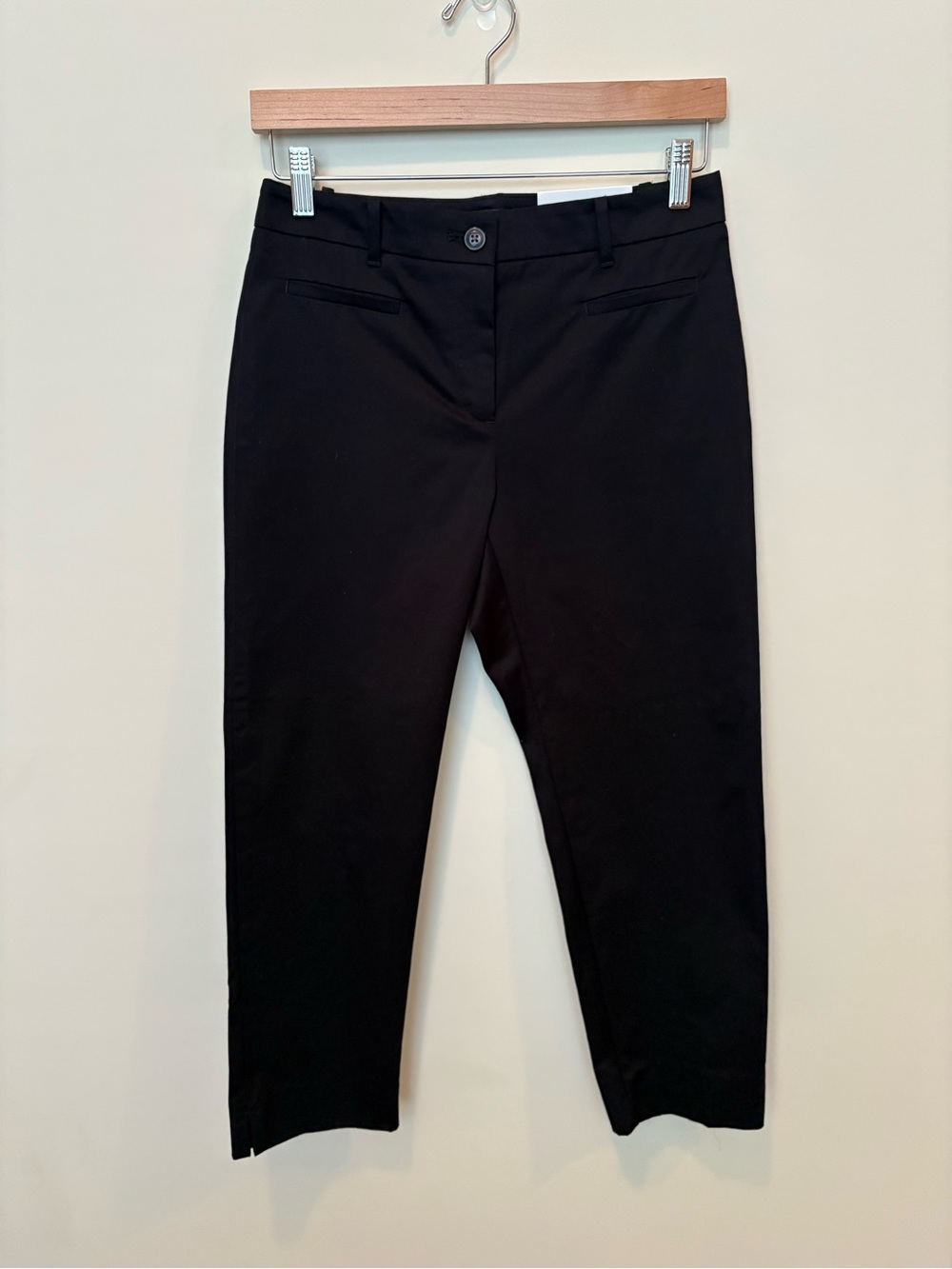 Ann Taylor The Crop Curvy Pant